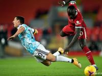 IM电竞APP-对手弱势，强队获得连胜追赶