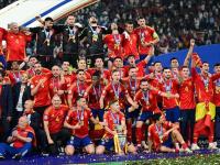 IM电竞-足球职业比赛场面紧张刺激，球队斩获多场胜利的简单介绍