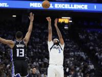 IM英雄联盟竞猜-步行者逆袭独行侠，萨博尼斯打出精彩表现