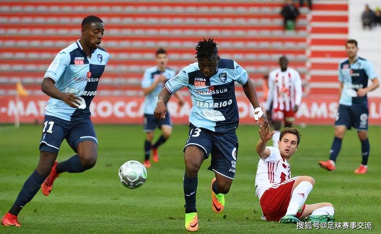 圣埃蒂安俱乐部在法国联赛中展现强大实力,获胜的简单介绍 圣埃蒂安俱乐部在法国联赛中展现强大实力,获胜的简单介绍