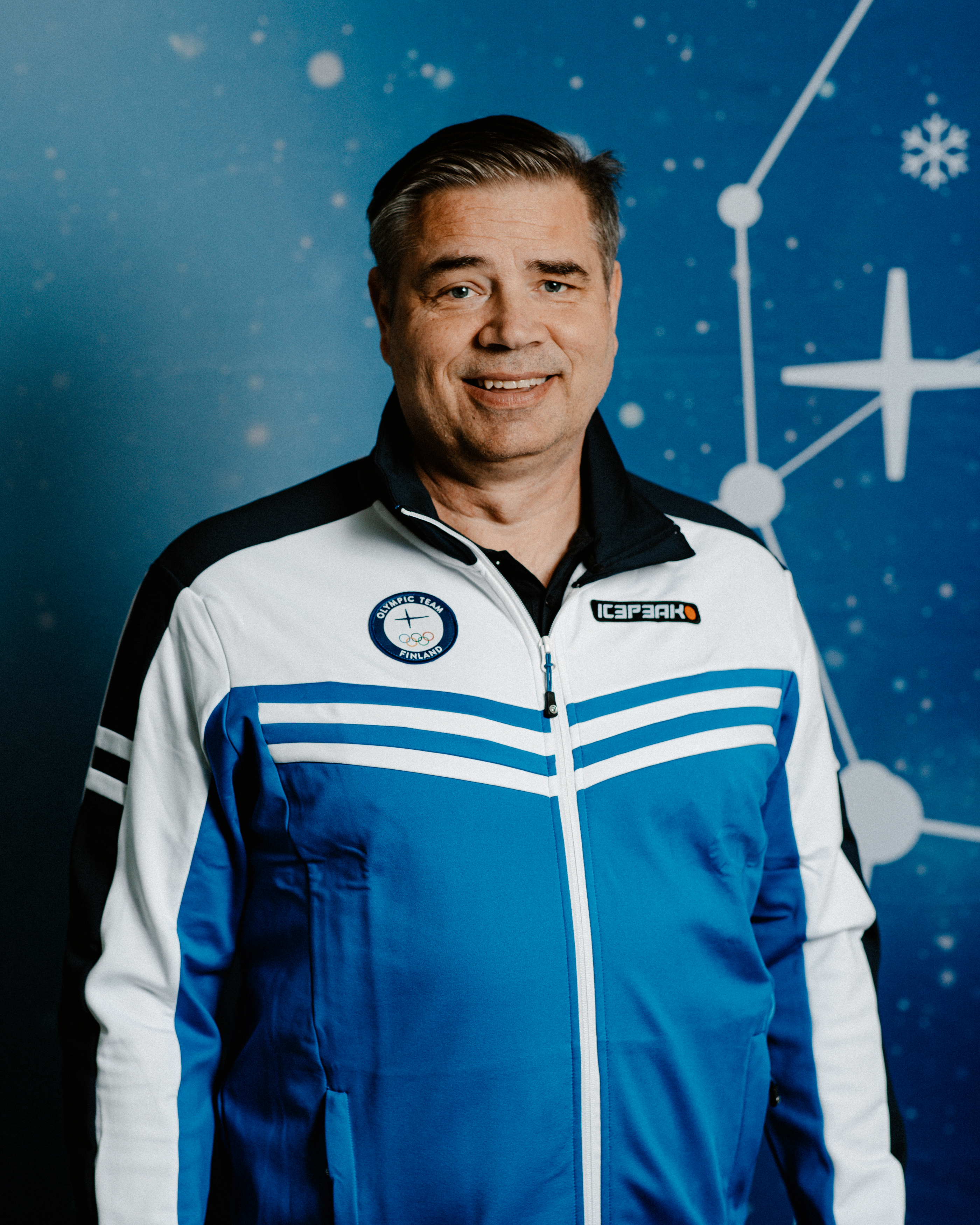 芬兰运动员再次登上领奖台,备战国际滑雪大赛 芬兰运动员再次登上领奖台,备战国际滑雪大赛