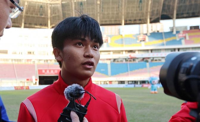 上港备战下轮比赛,主帅豪言取胜的简单介绍 上港备战下轮比赛,主帅豪言取胜的简单介绍