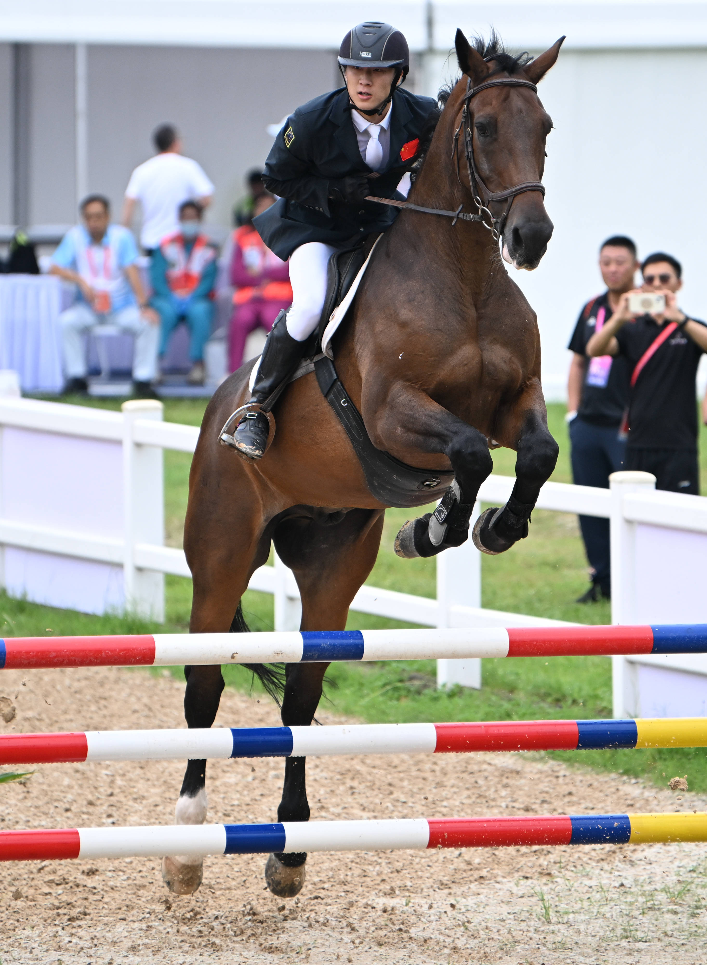 秘鲁选手在马术比赛中取得突破 秘鲁选手在马术比赛中取得突破