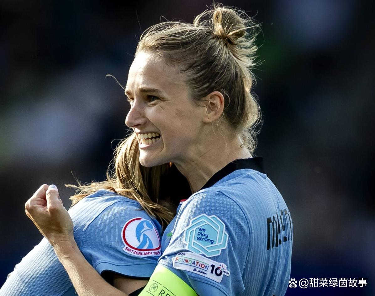 荷兰女足国家队主帅谈未来发展,目标争取更多冠军的简单介绍 荷兰女足国家队主帅谈未来发展,目标争取更多冠军的简单介绍