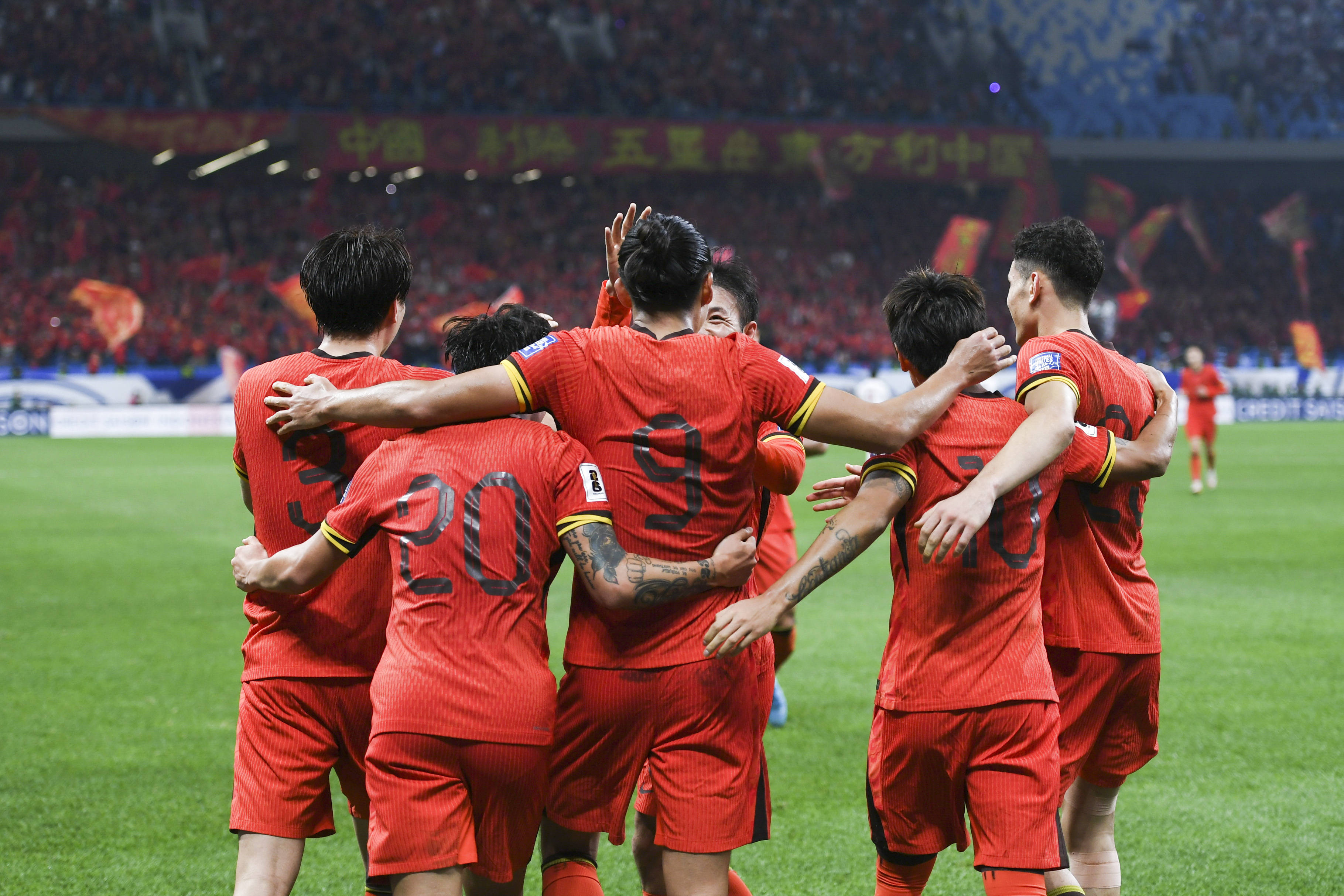 国足勇夺胜利而进军国际比赛四强 国足勇夺胜利而进军国际比赛四强