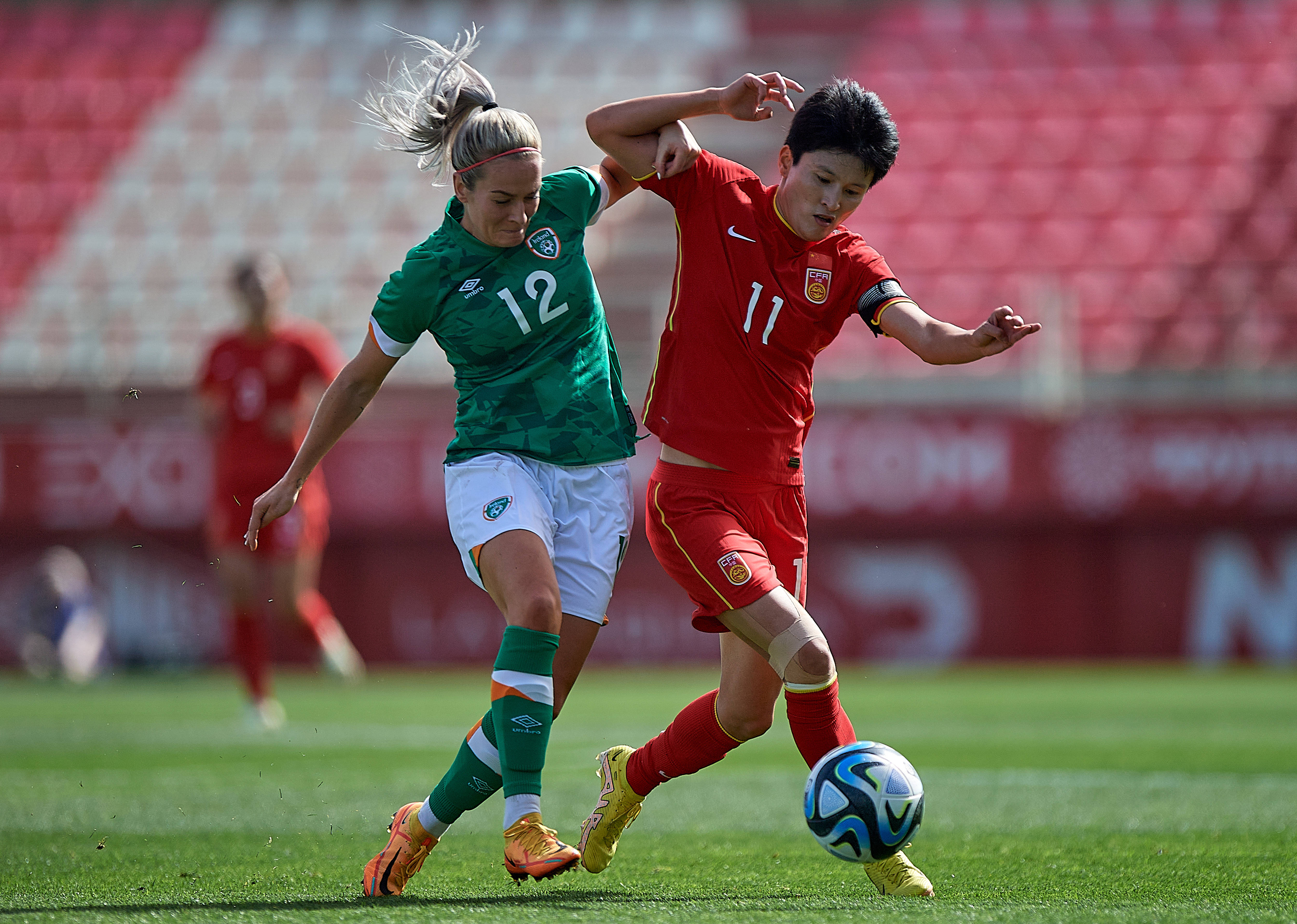 世界杯女足比赛精彩纷呈，势均力敌的简单介绍