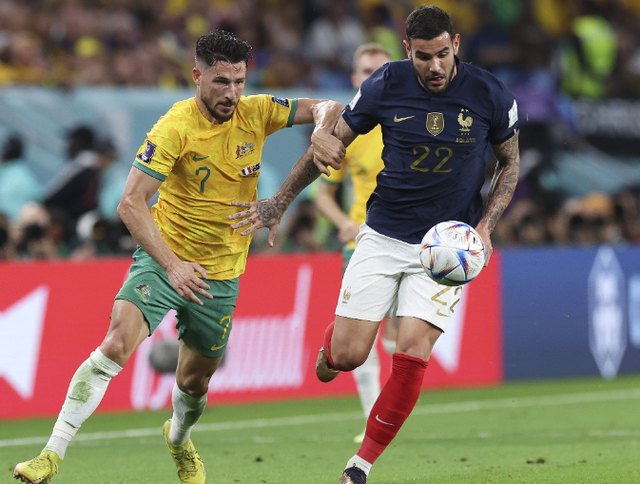 波兰队绝杀法国队，马龙统治全场