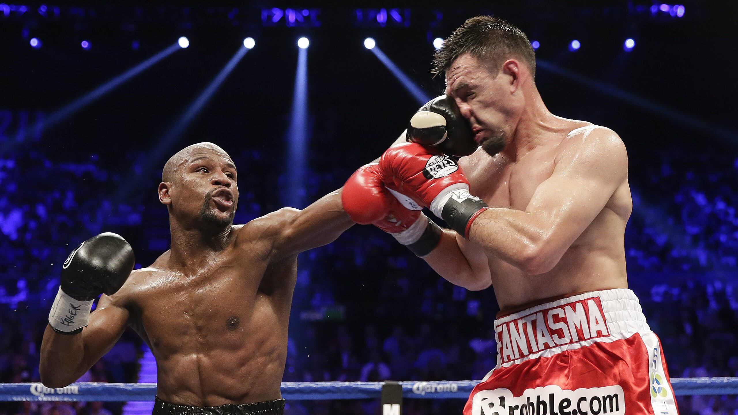 跨界风暴，当贝蒂斯鏖战加拿大冰原，梅西在F1赛道接管年度争冠